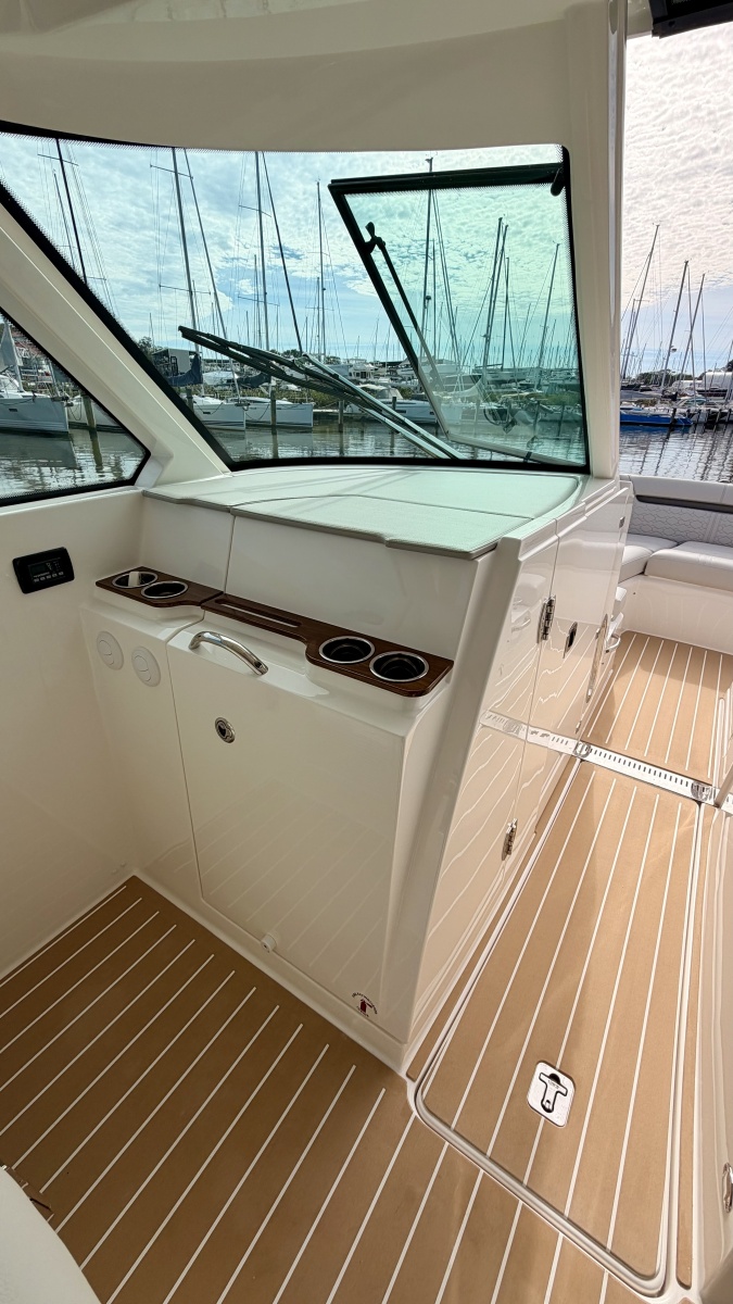 2026 Tiara Yachts 34 LX