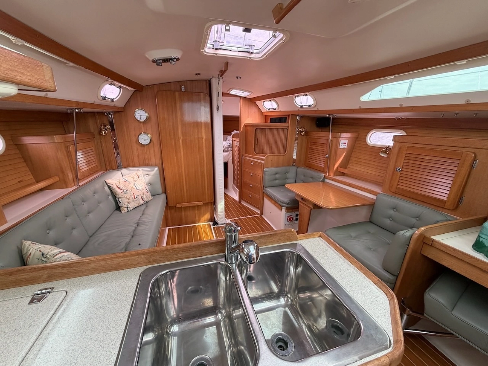 2005 Catalina 36 Mkll