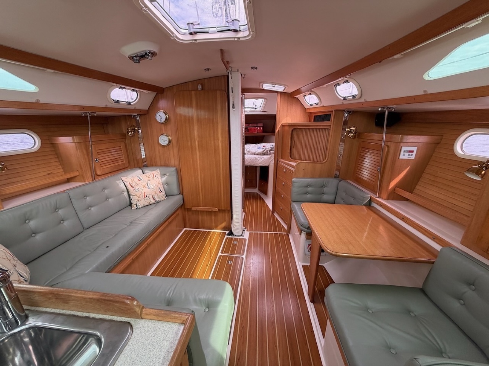 2005 Catalina 36 Mkll