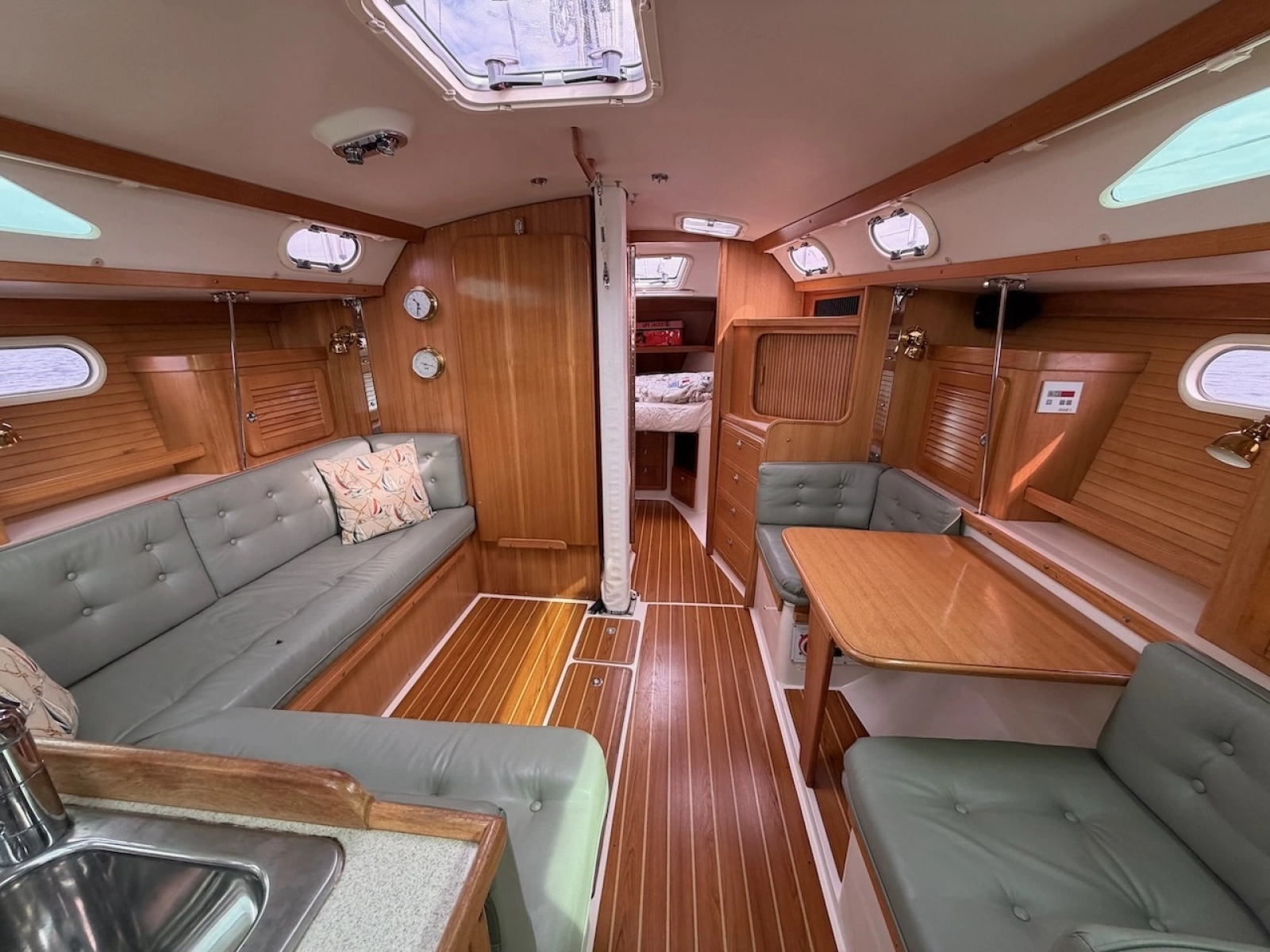2005 Catalina 36 Mkll