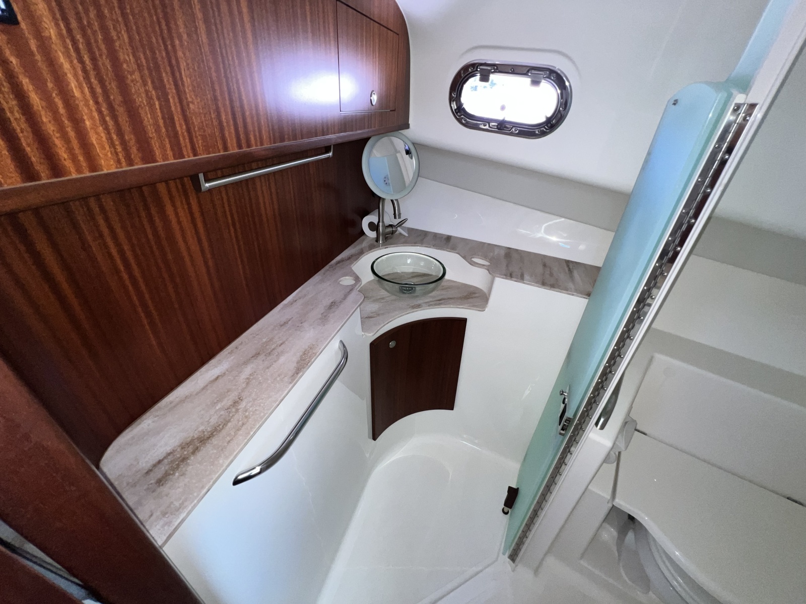 2020 Pursuit 385 Offshore