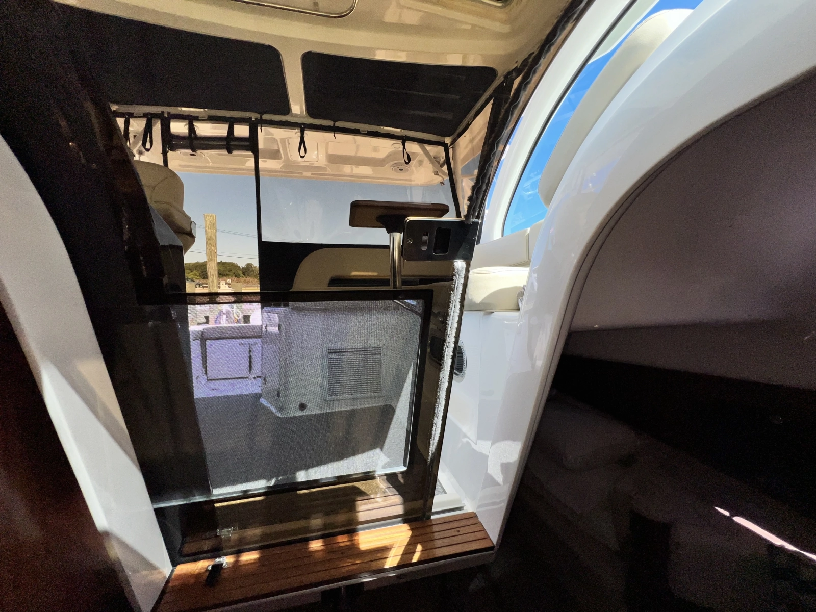 2020 Pursuit 385 Offshore