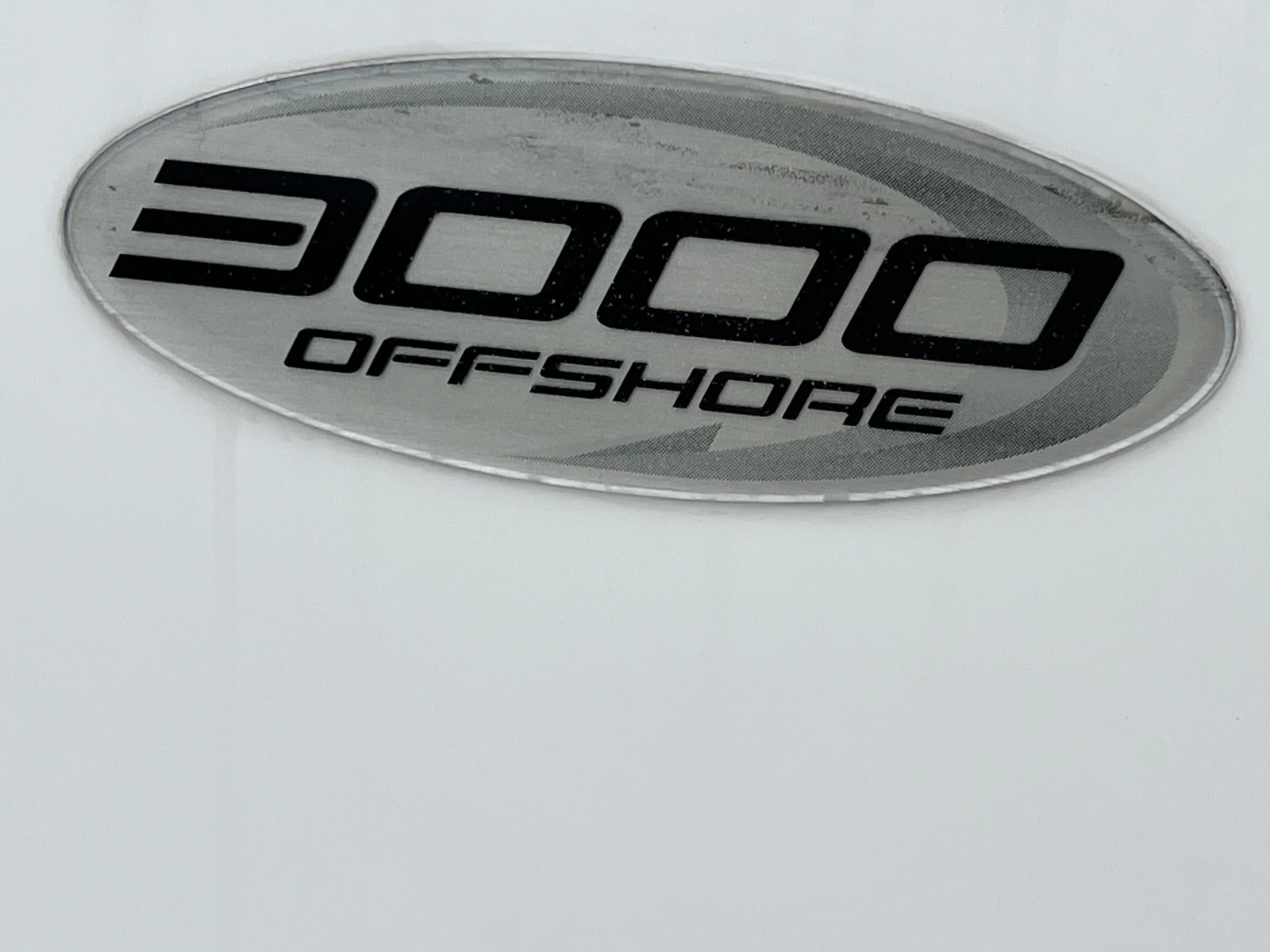 2003 Pursuit 3000 Offshore