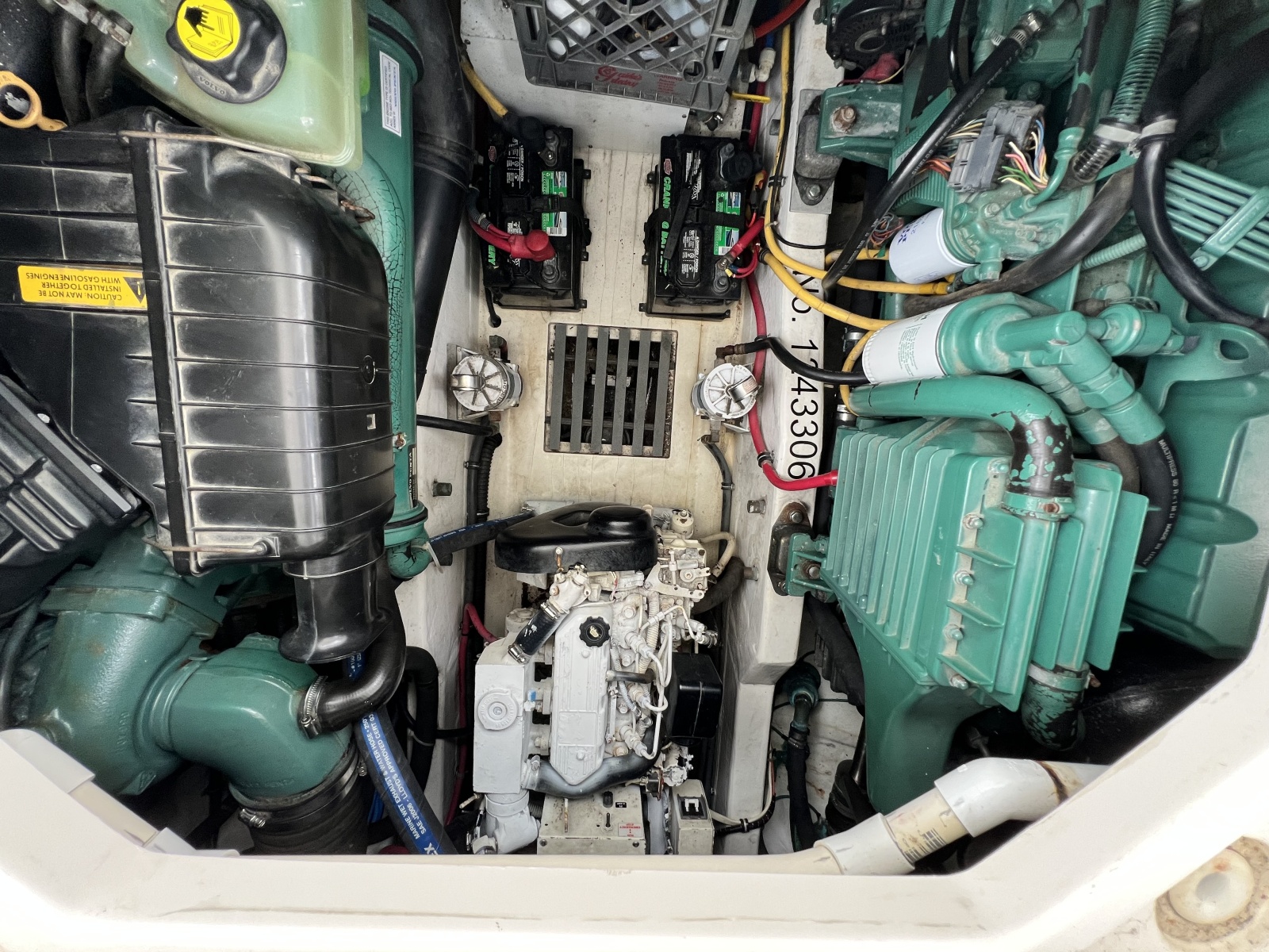 2003 Pursuit 3000 Offshore