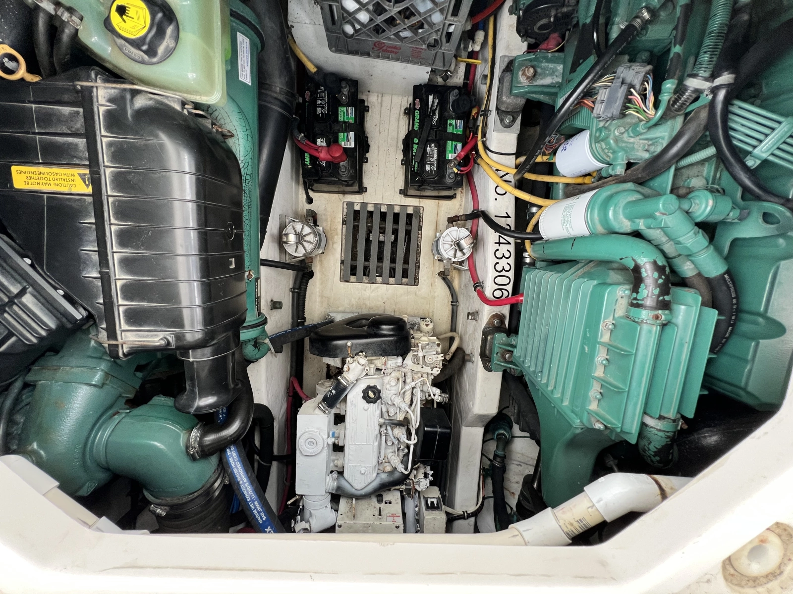 2003 Pursuit 3000 Offshore