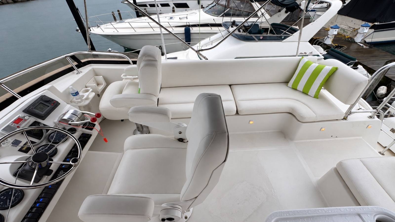 Flybridge Seating