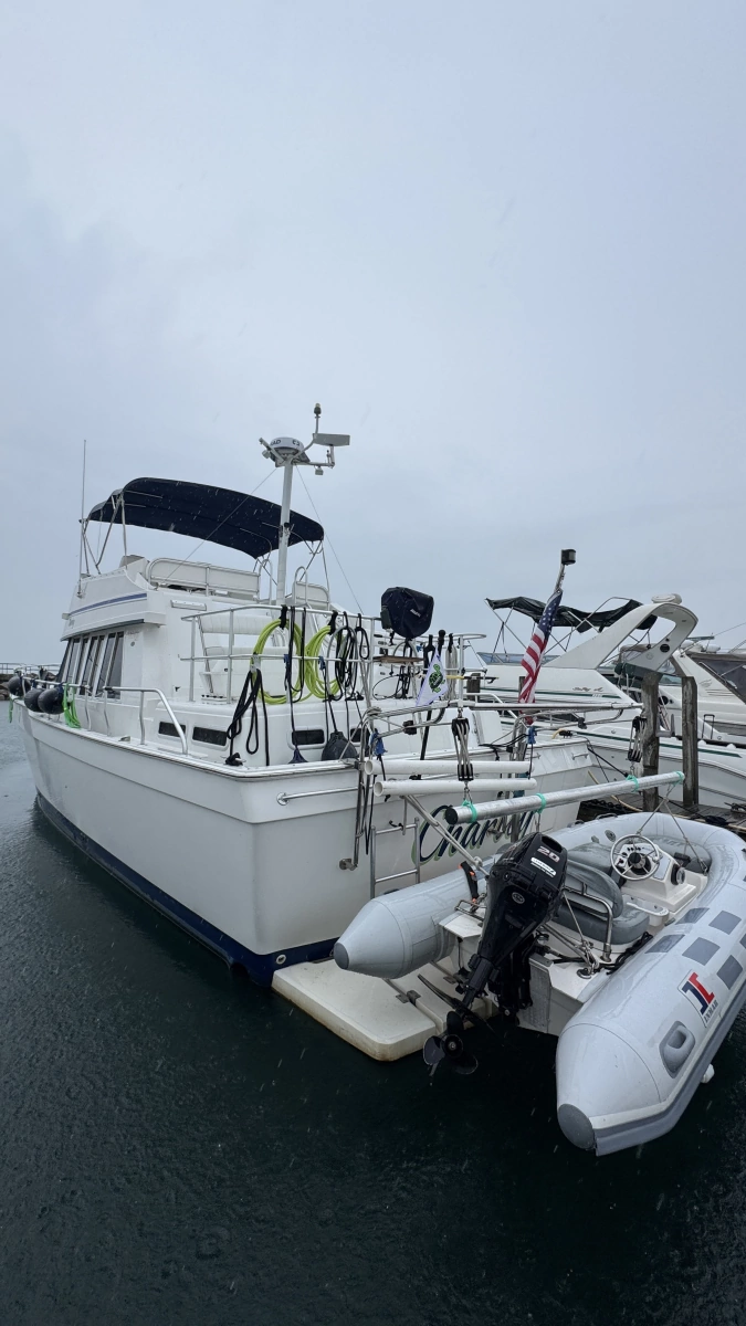 Exterior - Stern