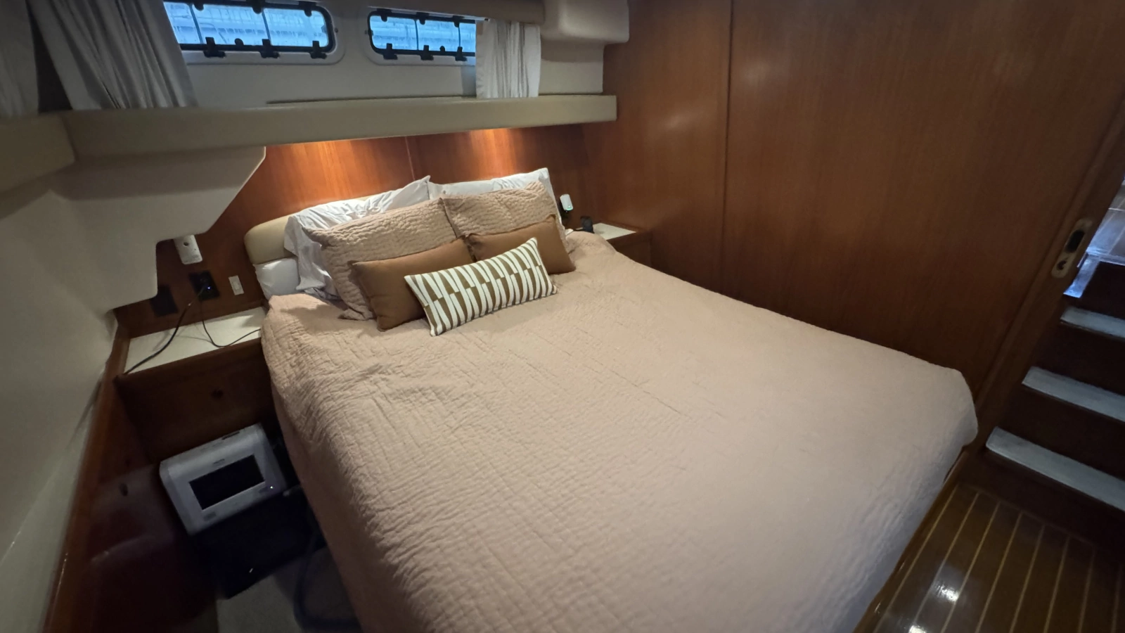 Aft Master Stateroom