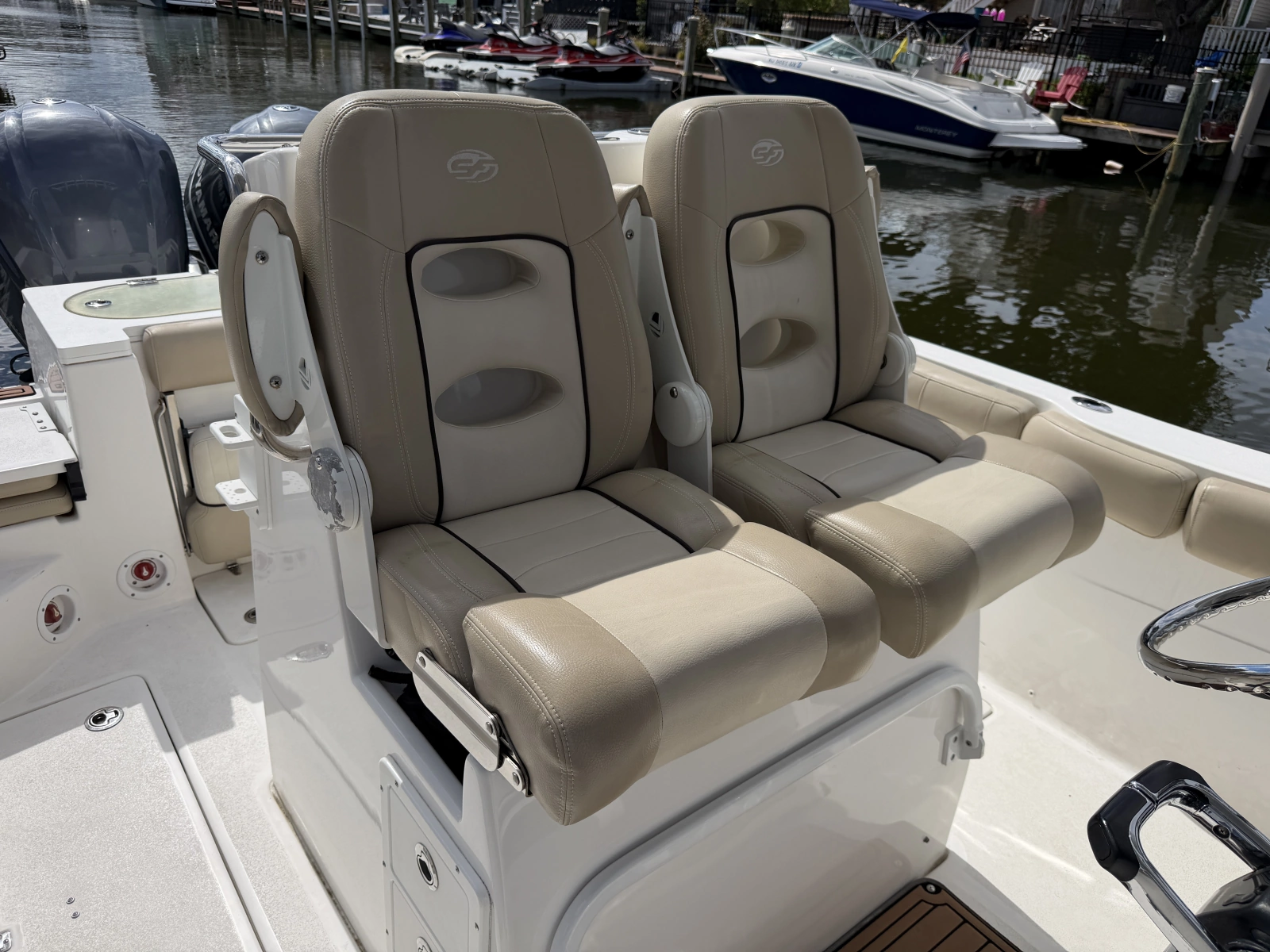 2017 Sea Fox 288 Commander