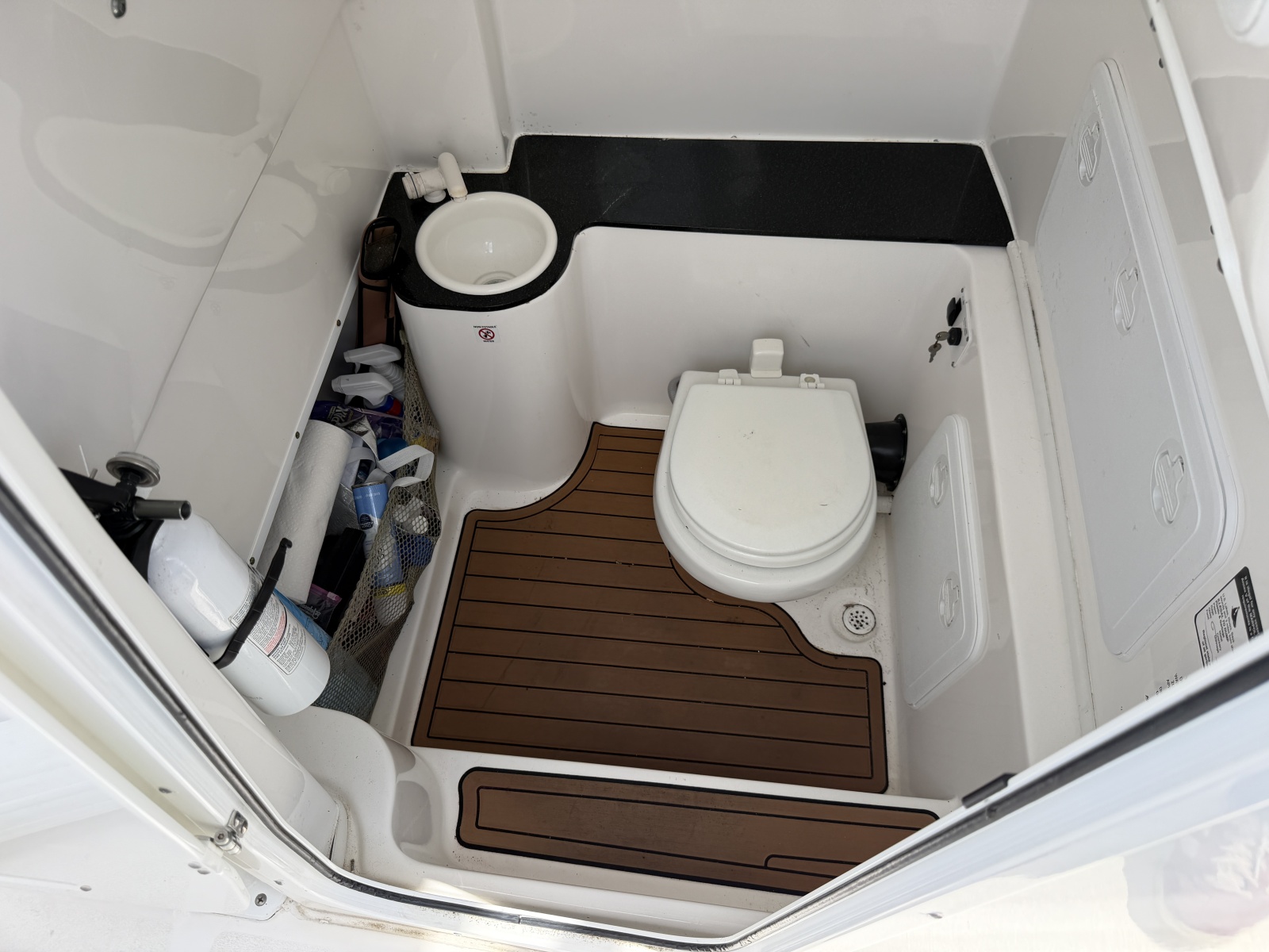 2017 Sea Fox 288 Commander