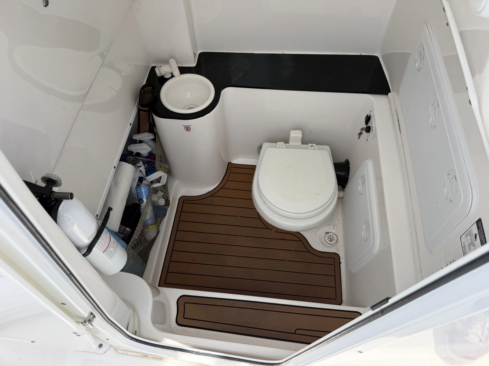 2017 Sea Fox 288 Commander