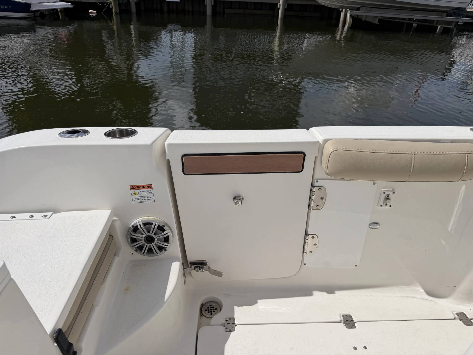 2017 Sea Fox 288 Commander