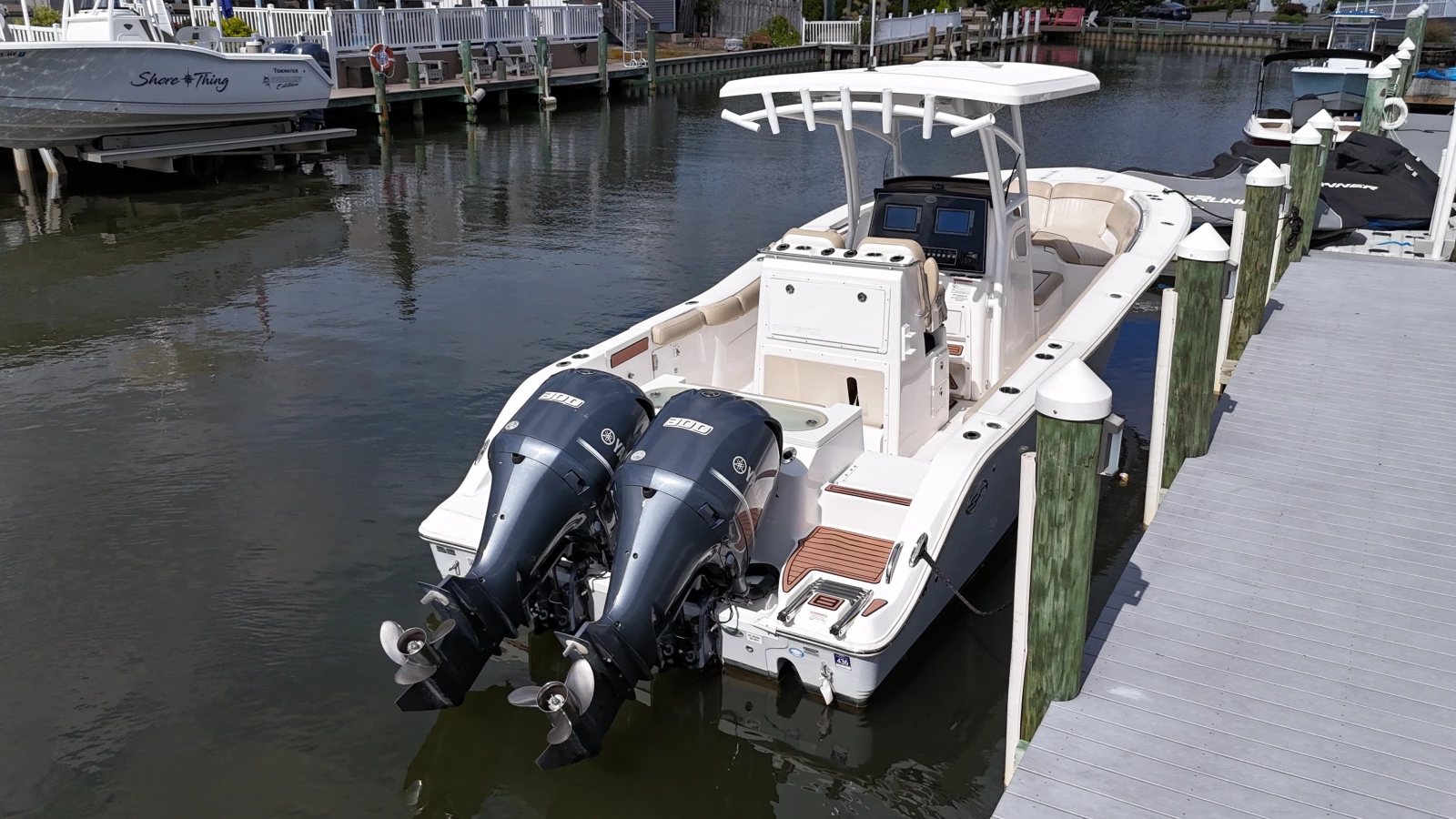 2017 Sea Fox 288 Commander