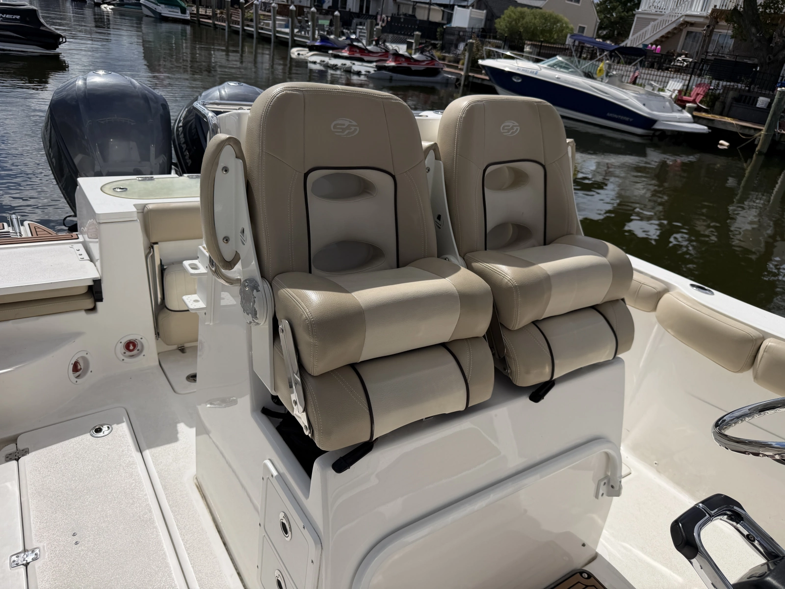 2017 Sea Fox 288 Commander