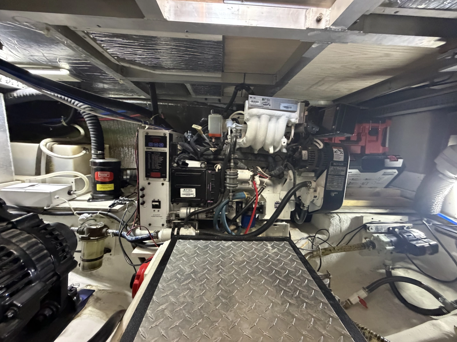 2000 Carver 396 Motor Yacht