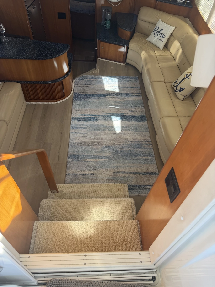 2000 Carver 396 Motor Yacht