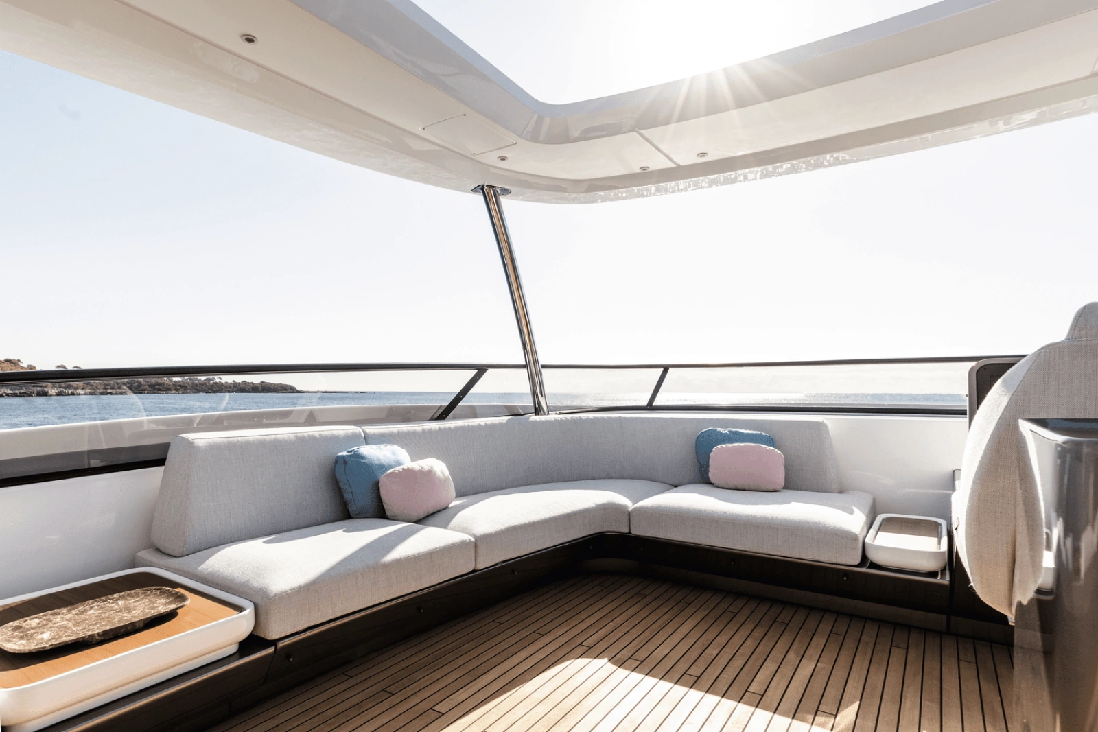 85ft Azimut Yacht For Sale
