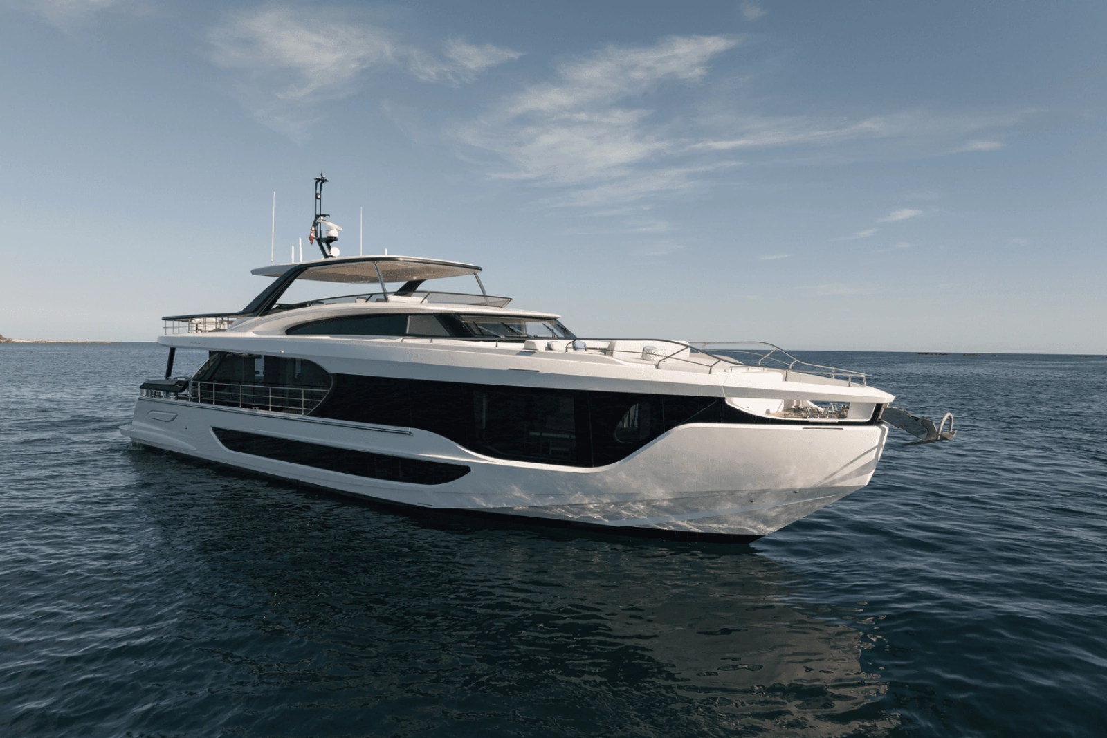 85ft Azimut Yacht For Sale