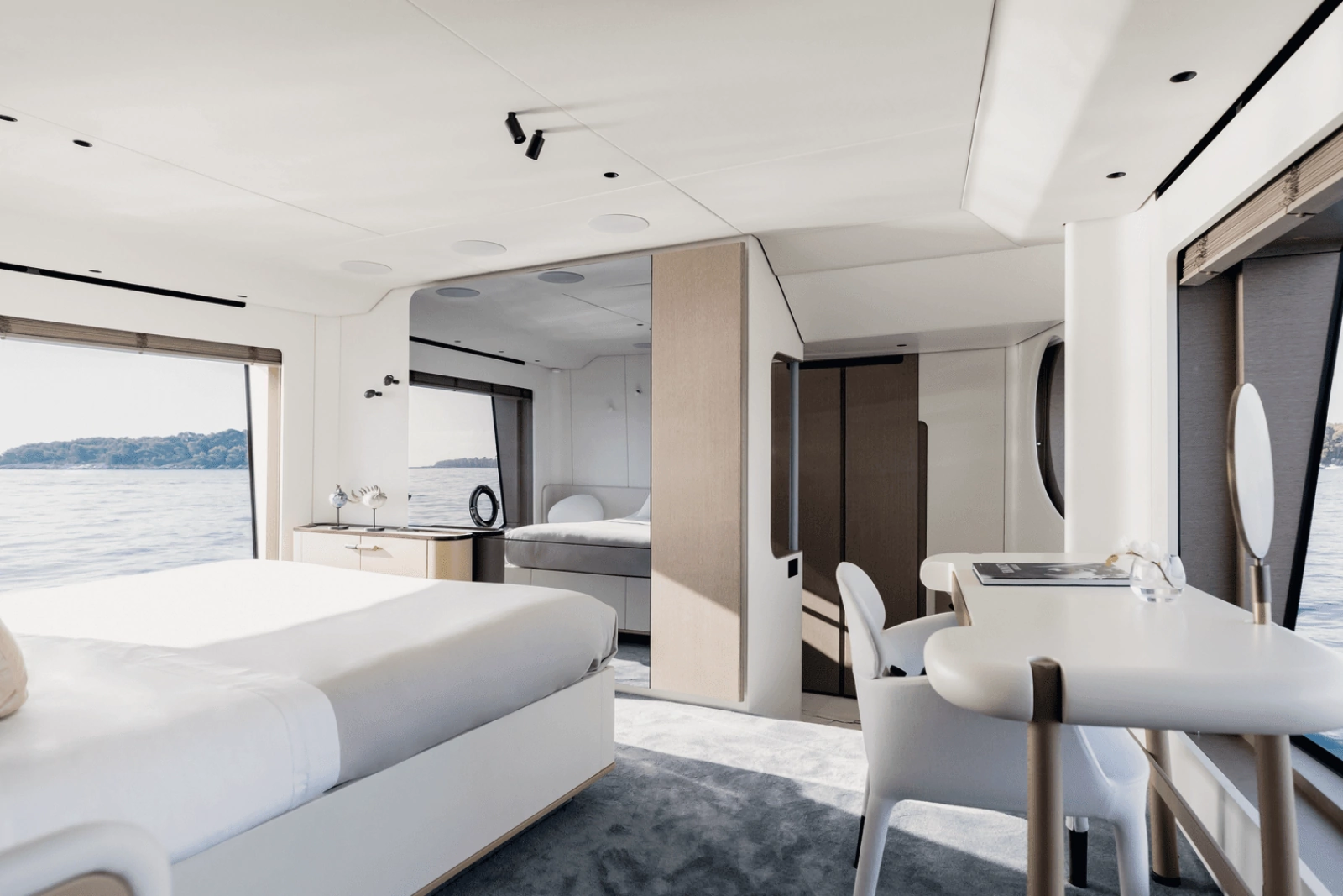 85ft Azimut Yacht For Sale