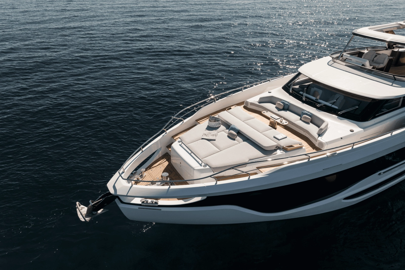 85ft Azimut Yacht For Sale