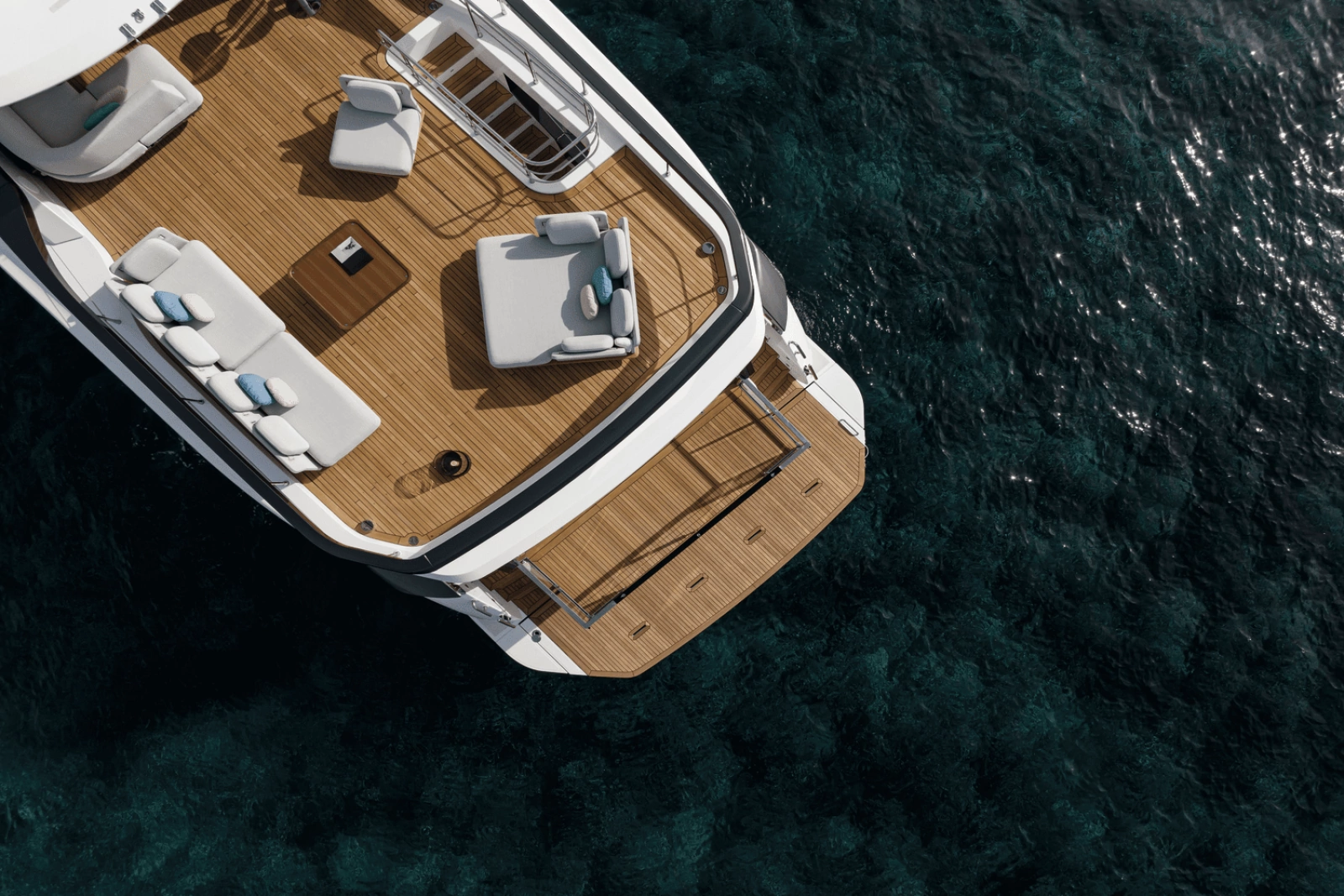 85ft Azimut Yacht For Sale