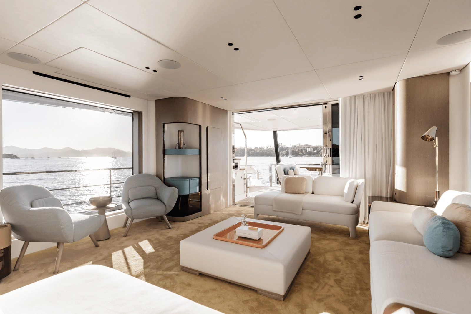 85ft Azimut Yacht For Sale