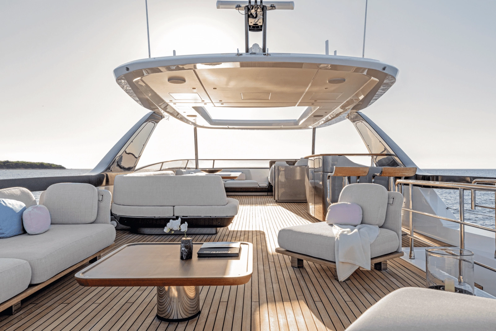 85ft Azimut Yacht For Sale
