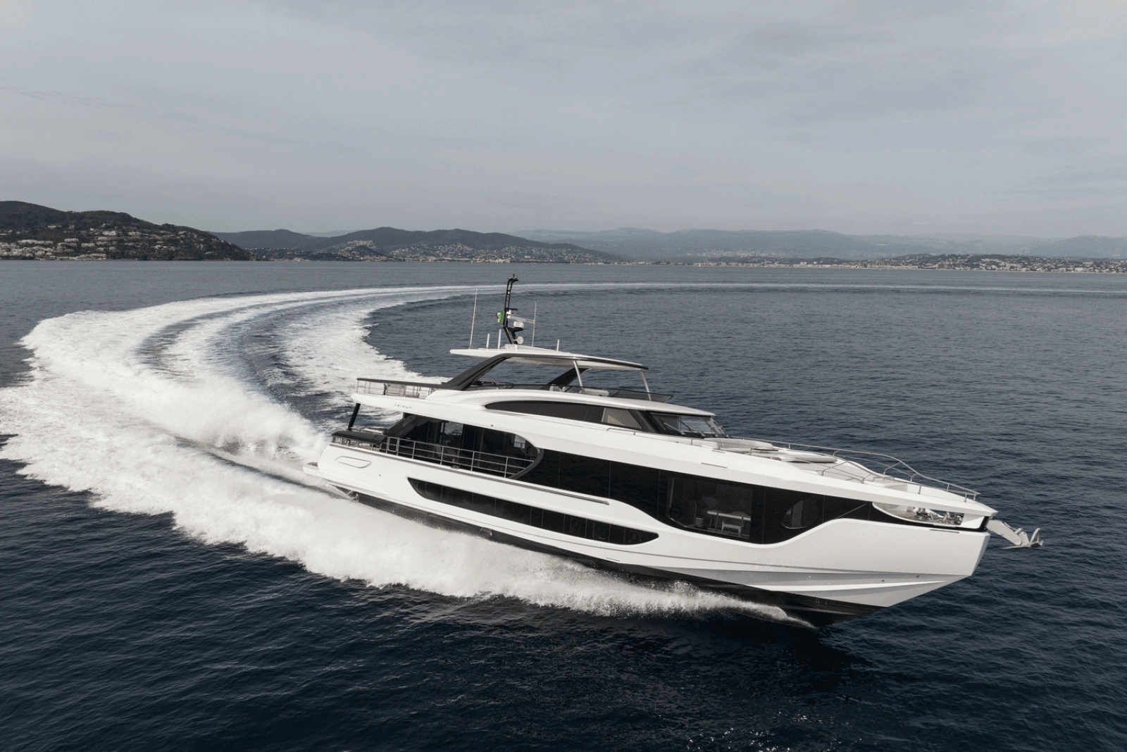 85ft Azimut Yacht For Sale