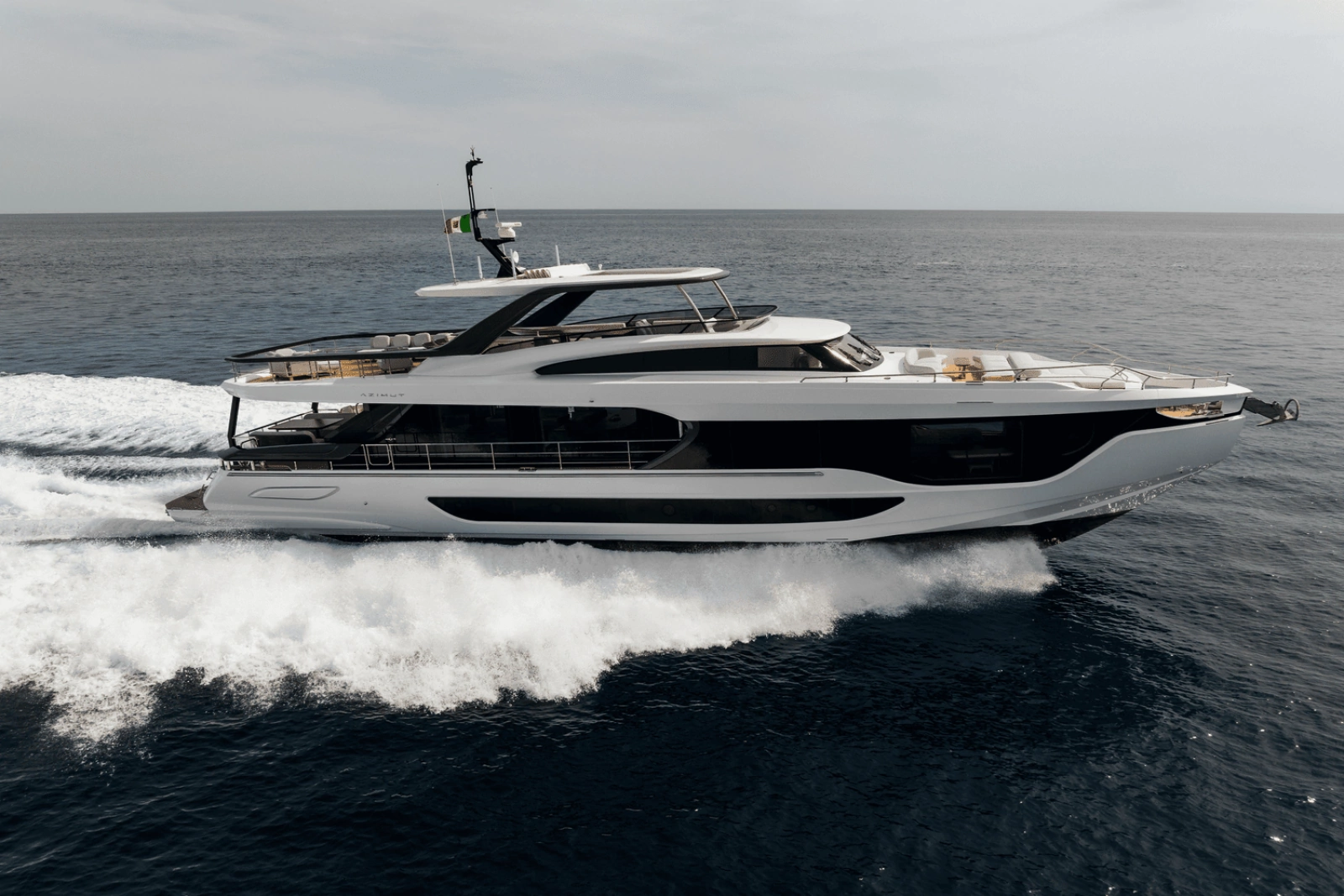 85ft Azimut Yacht For Sale