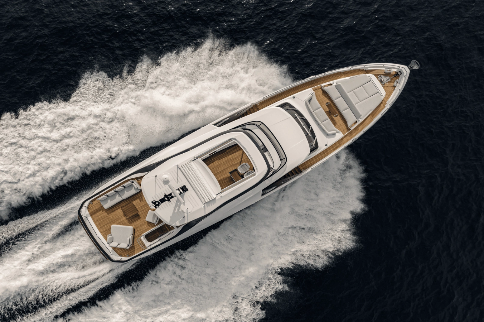 85ft Azimut Yacht For Sale