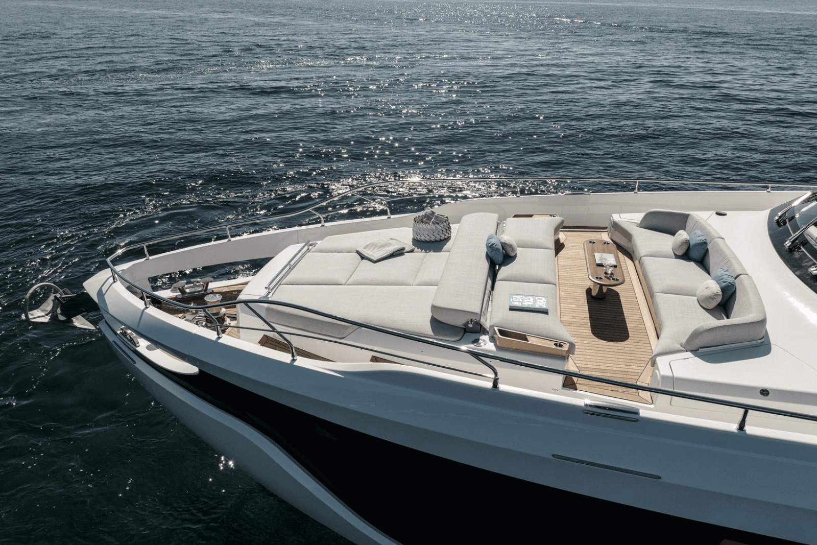85ft Azimut Yacht For Sale