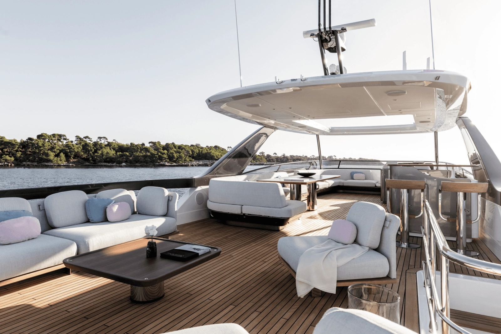 85ft Azimut Yacht For Sale