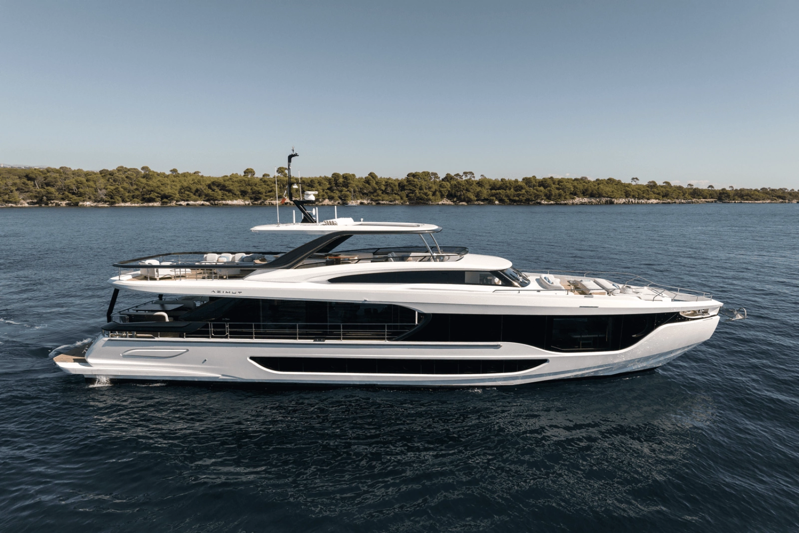 85ft Azimut Yacht For Sale