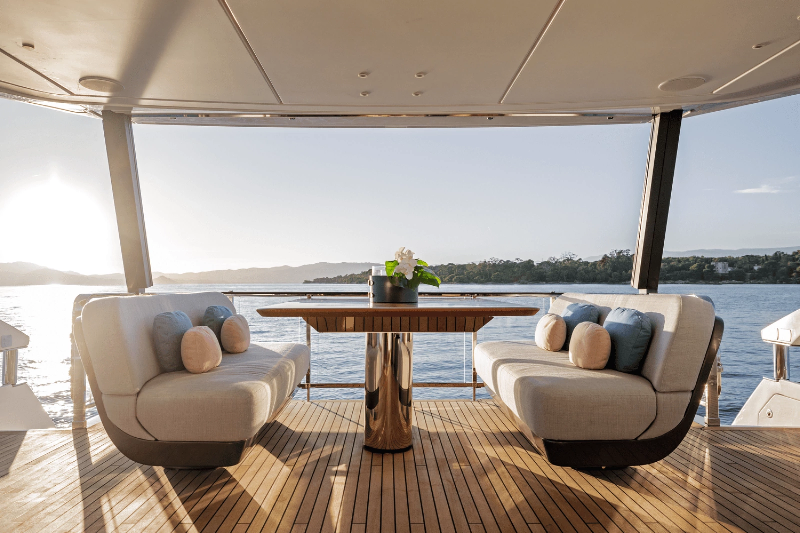 85ft Azimut Yacht For Sale
