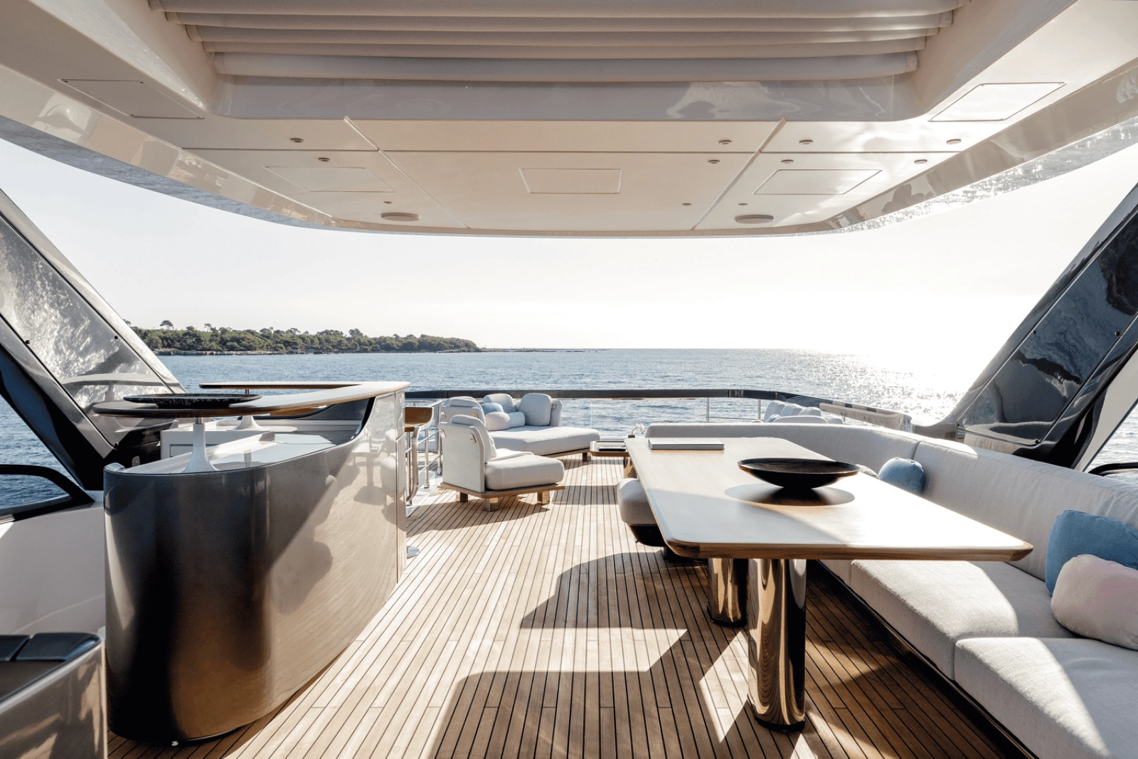 85ft Azimut Yacht For Sale
