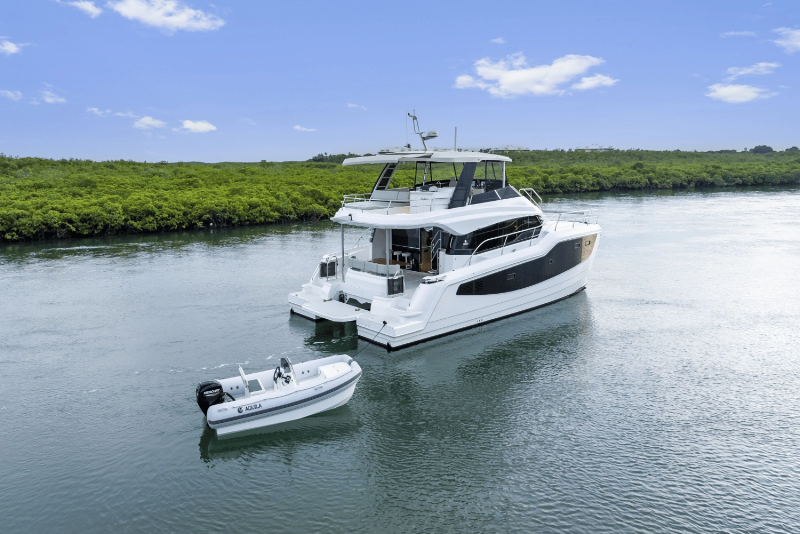 52ft Aquila Yacht For Sale