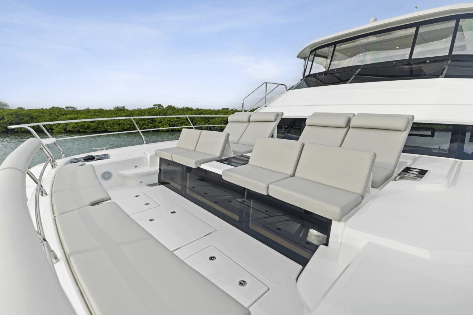 52ft Aquila Yacht For Sale