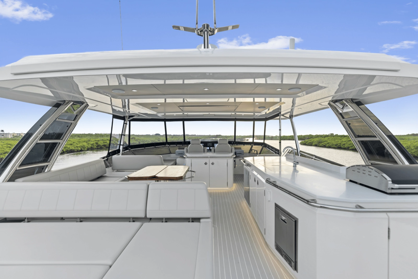 52ft Aquila Yacht For Sale