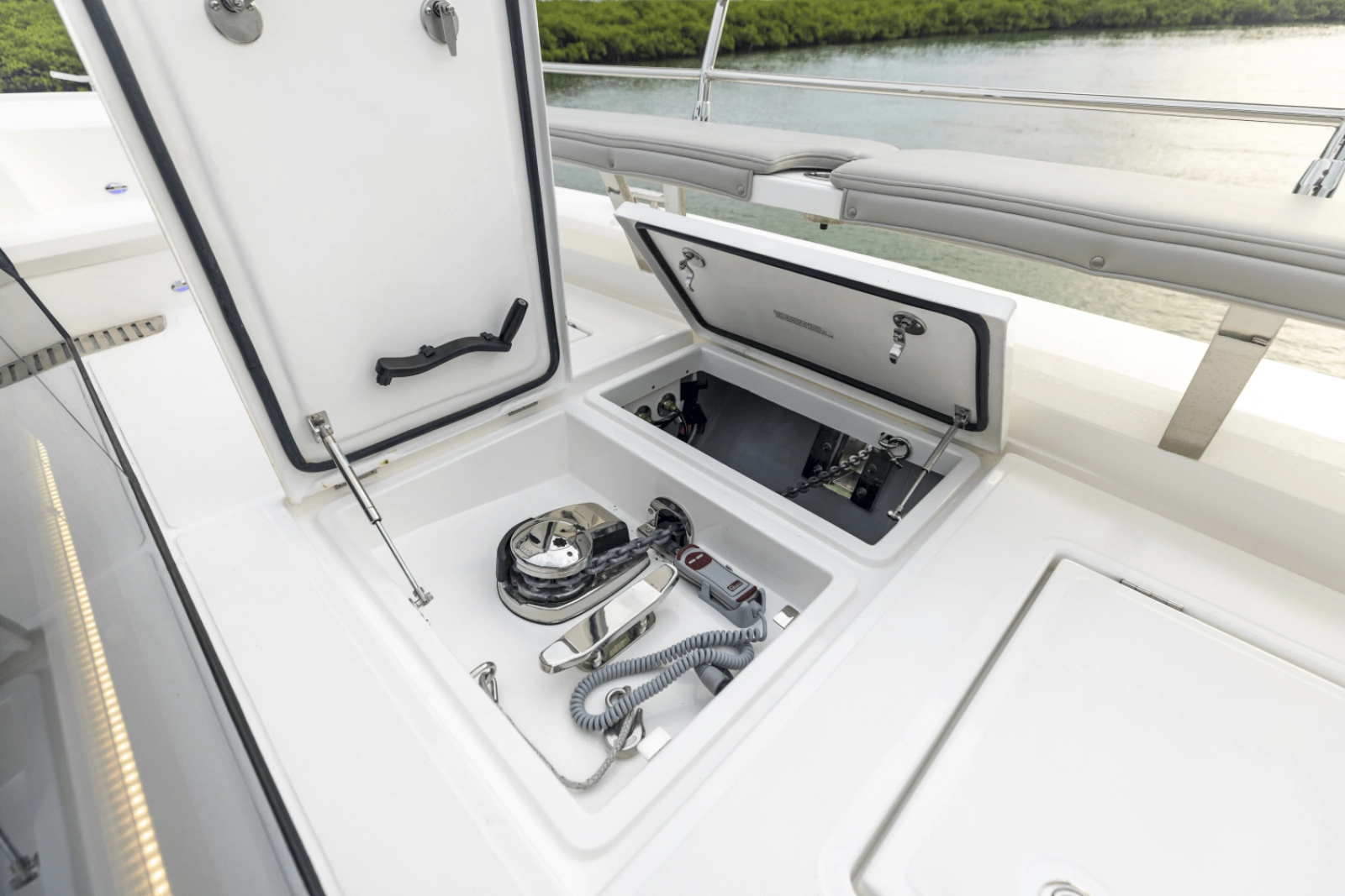 52ft Aquila Yacht For Sale