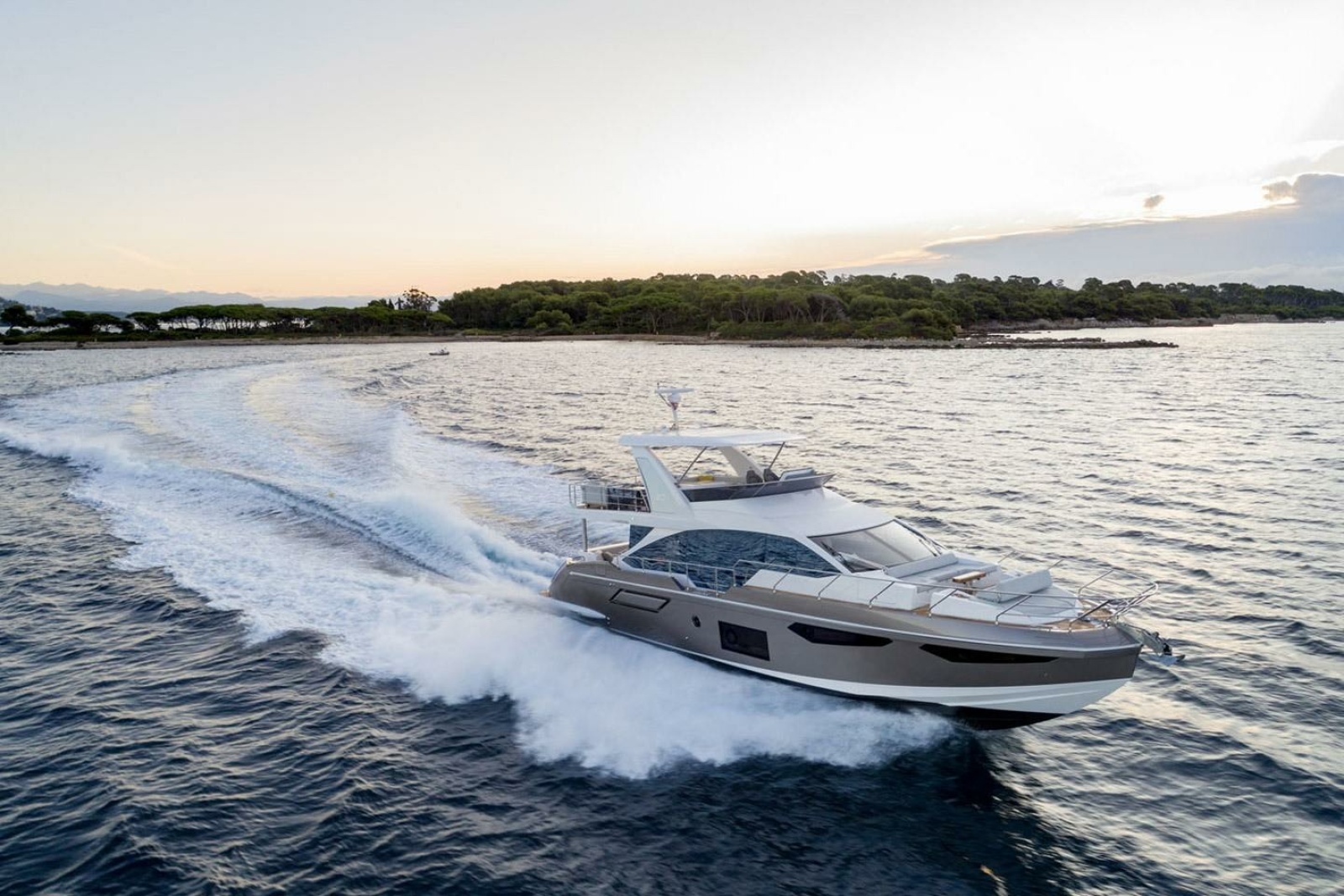 2024 Azimut FLY 60