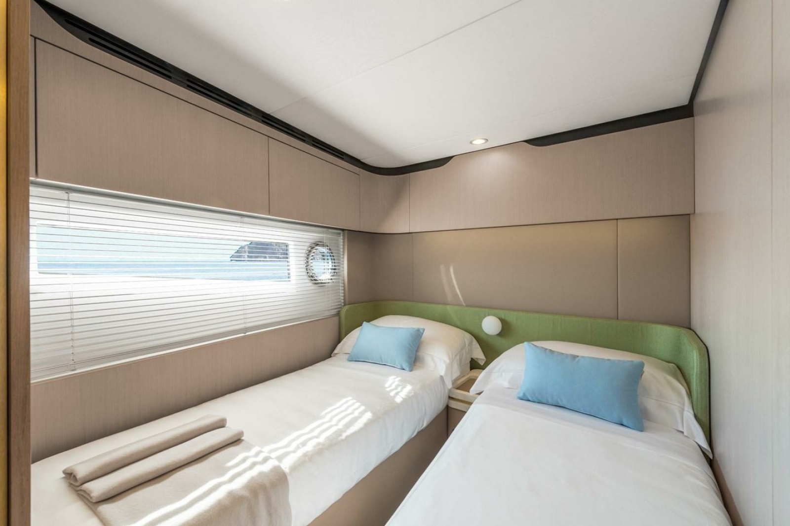 2024 Azimut FLY 60