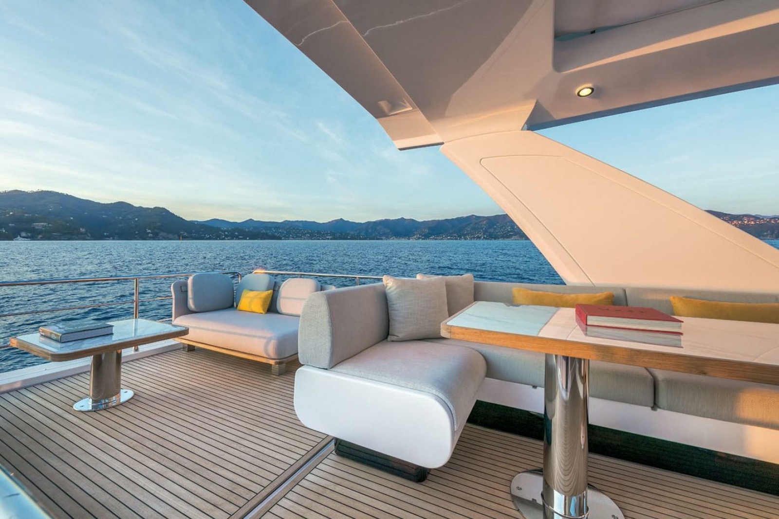 2024 Azimut FLY 60
