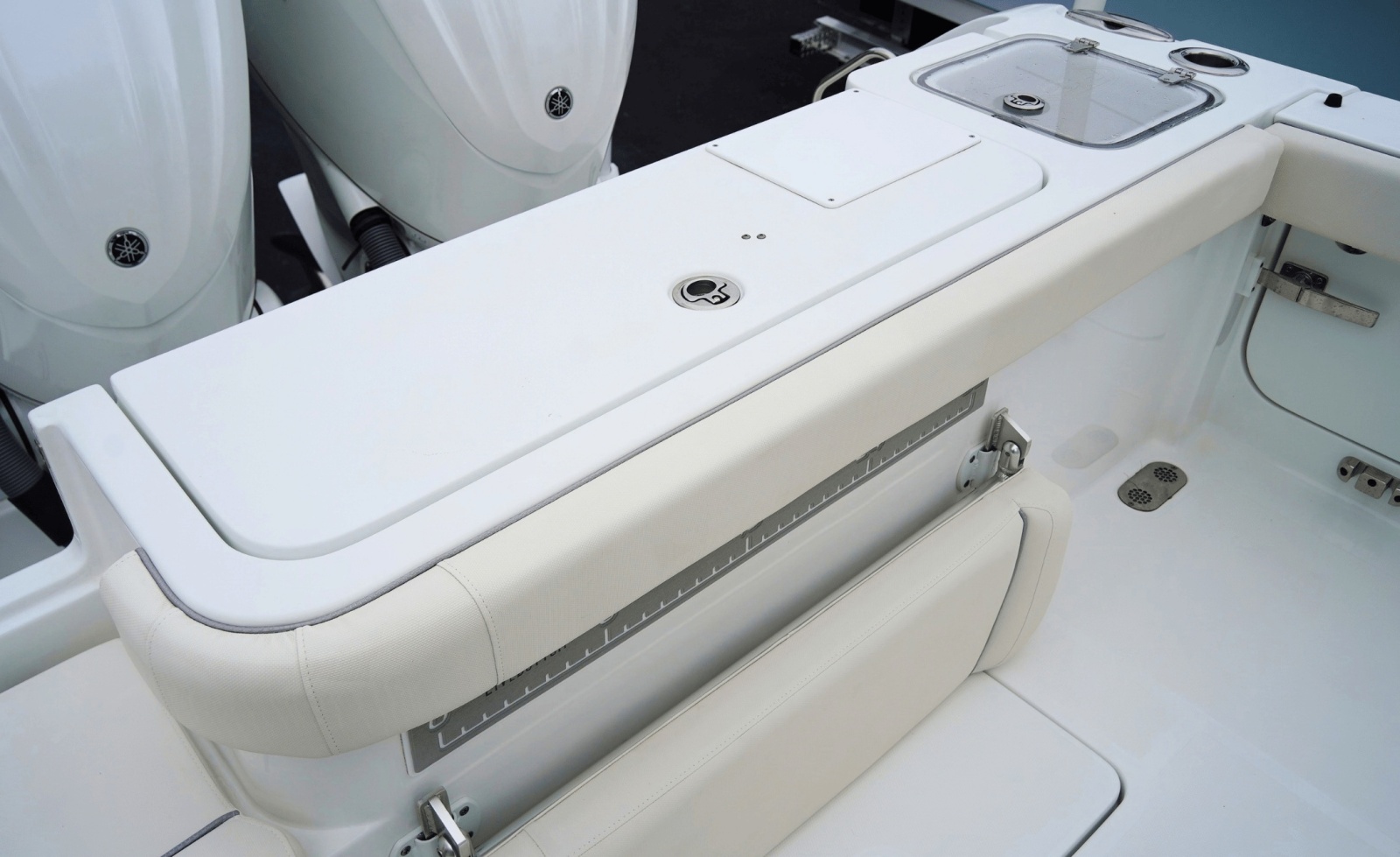 2025 Sea Hunt Gamefish 27FS