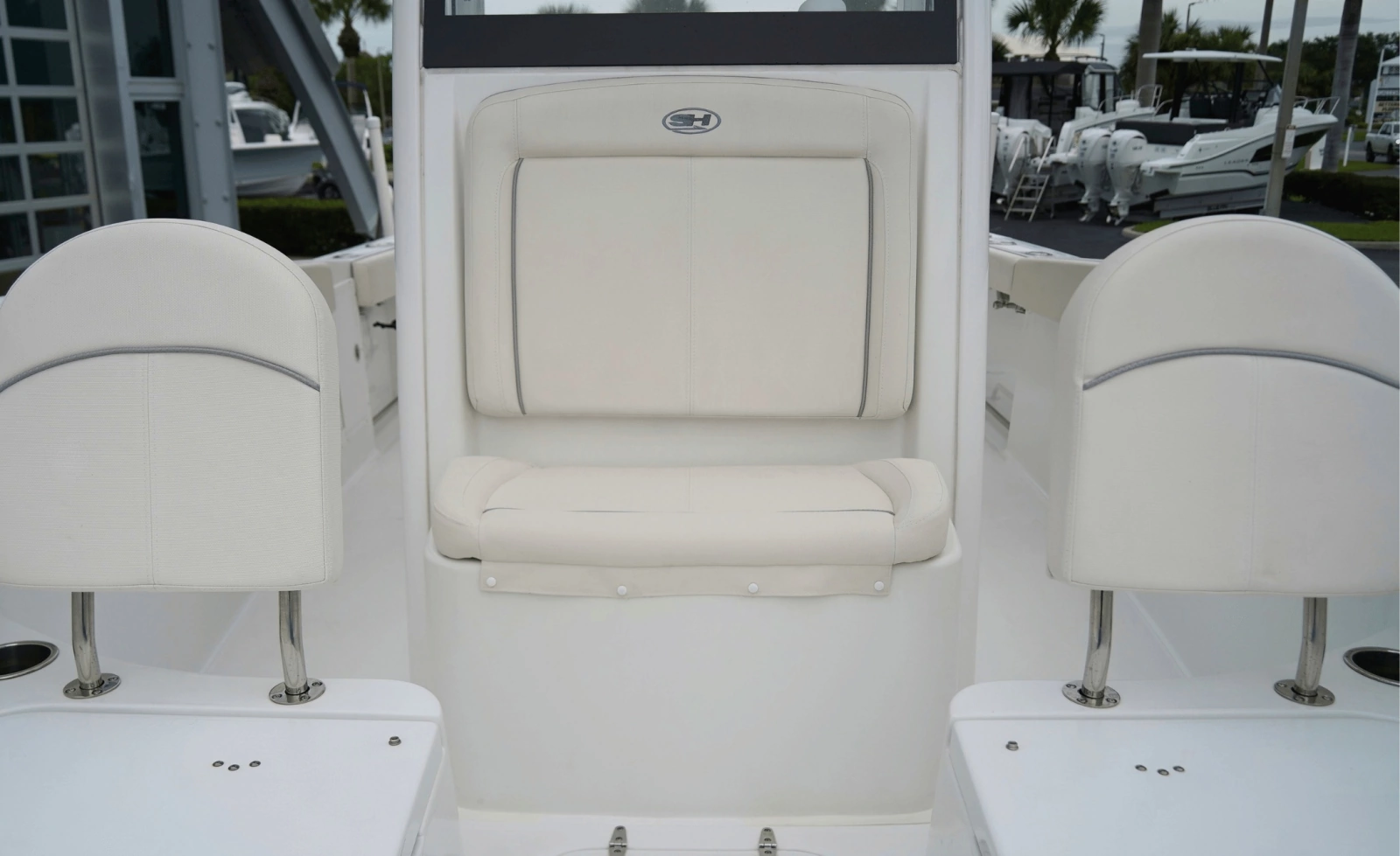 2025 Sea Hunt Gamefish 27FS