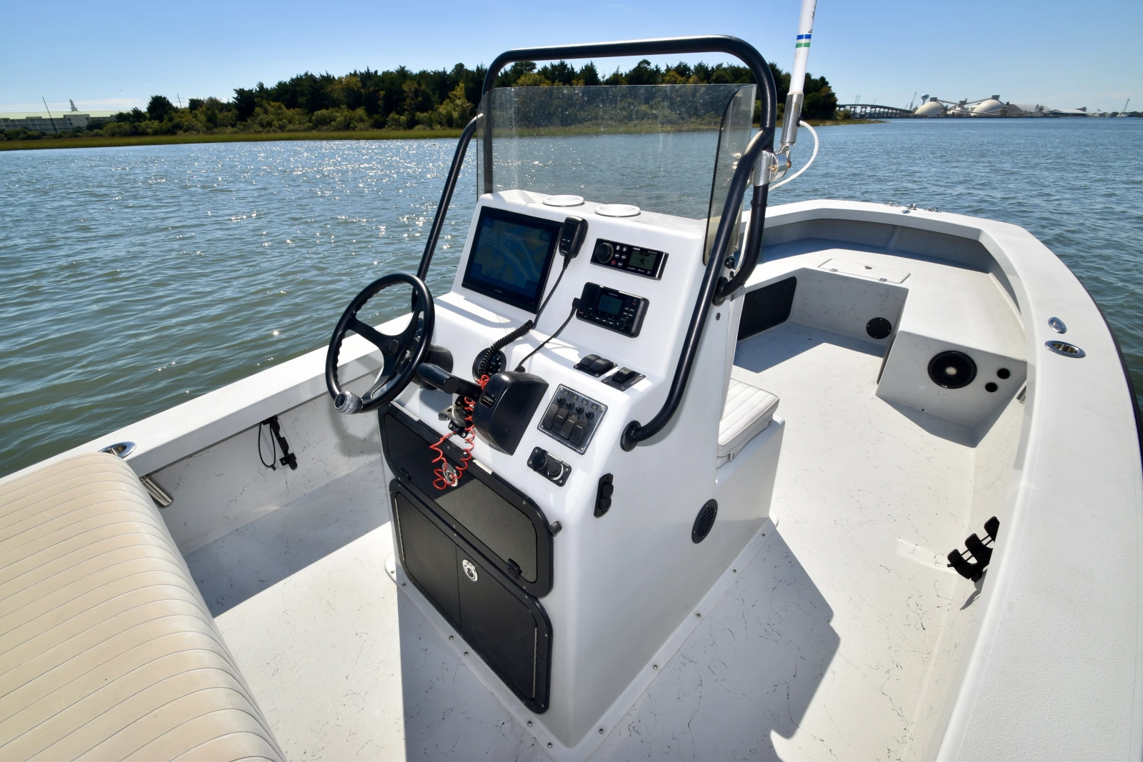 23ft Intruder Yacht For Sale