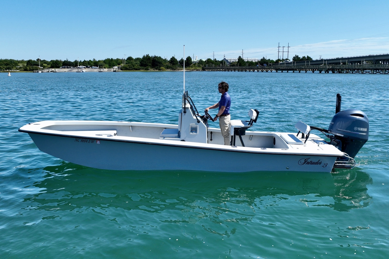 23ft Intruder Yacht For Sale