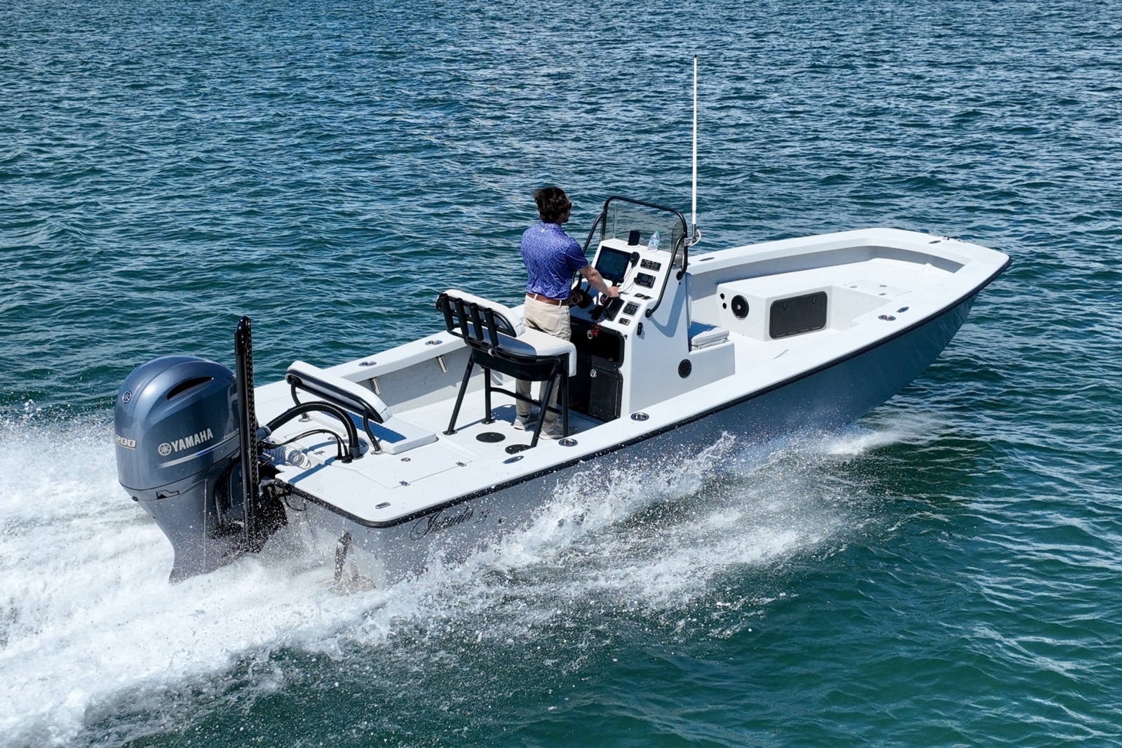 2022 Intruder 23