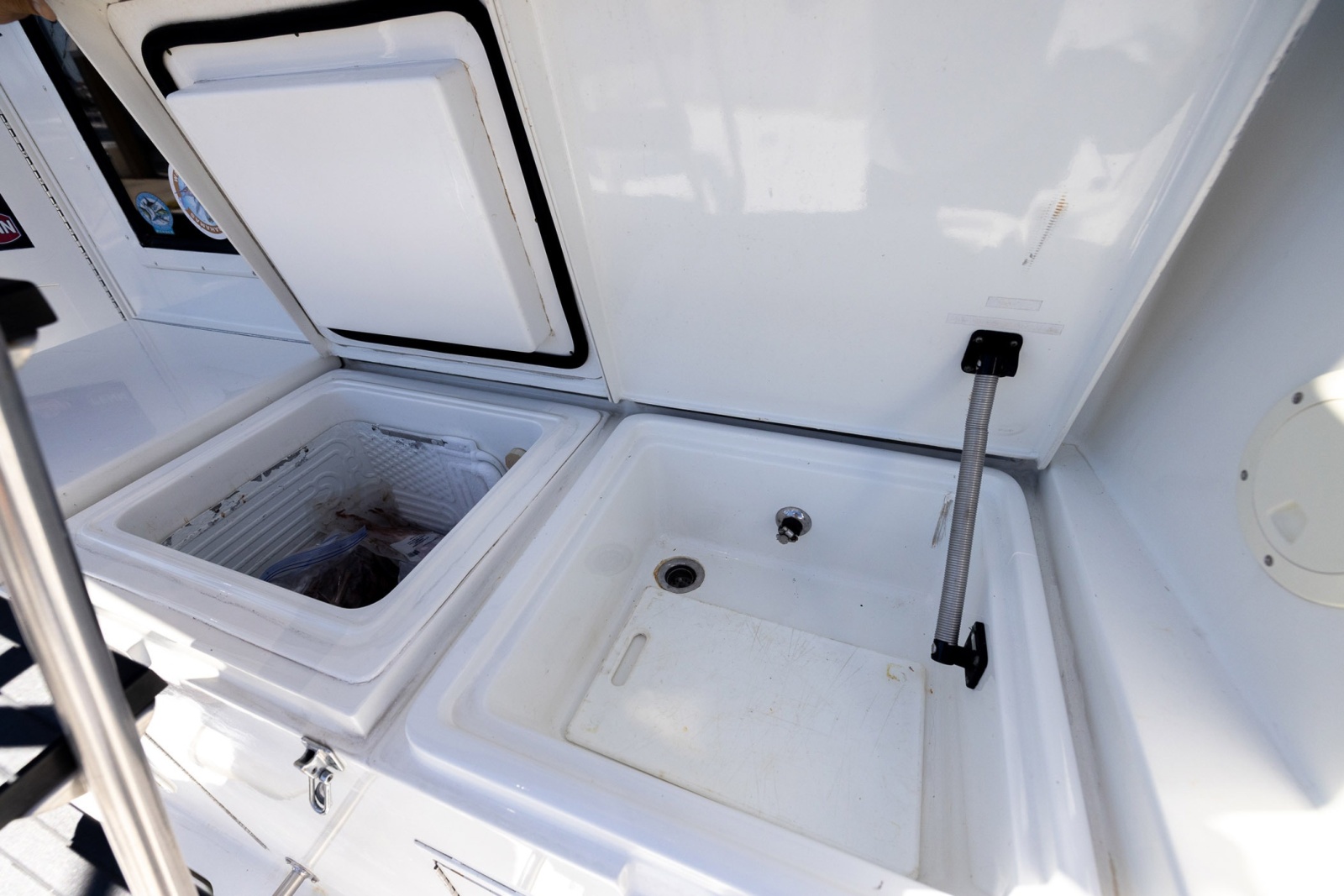 1995 Hatteras 43 Convertible