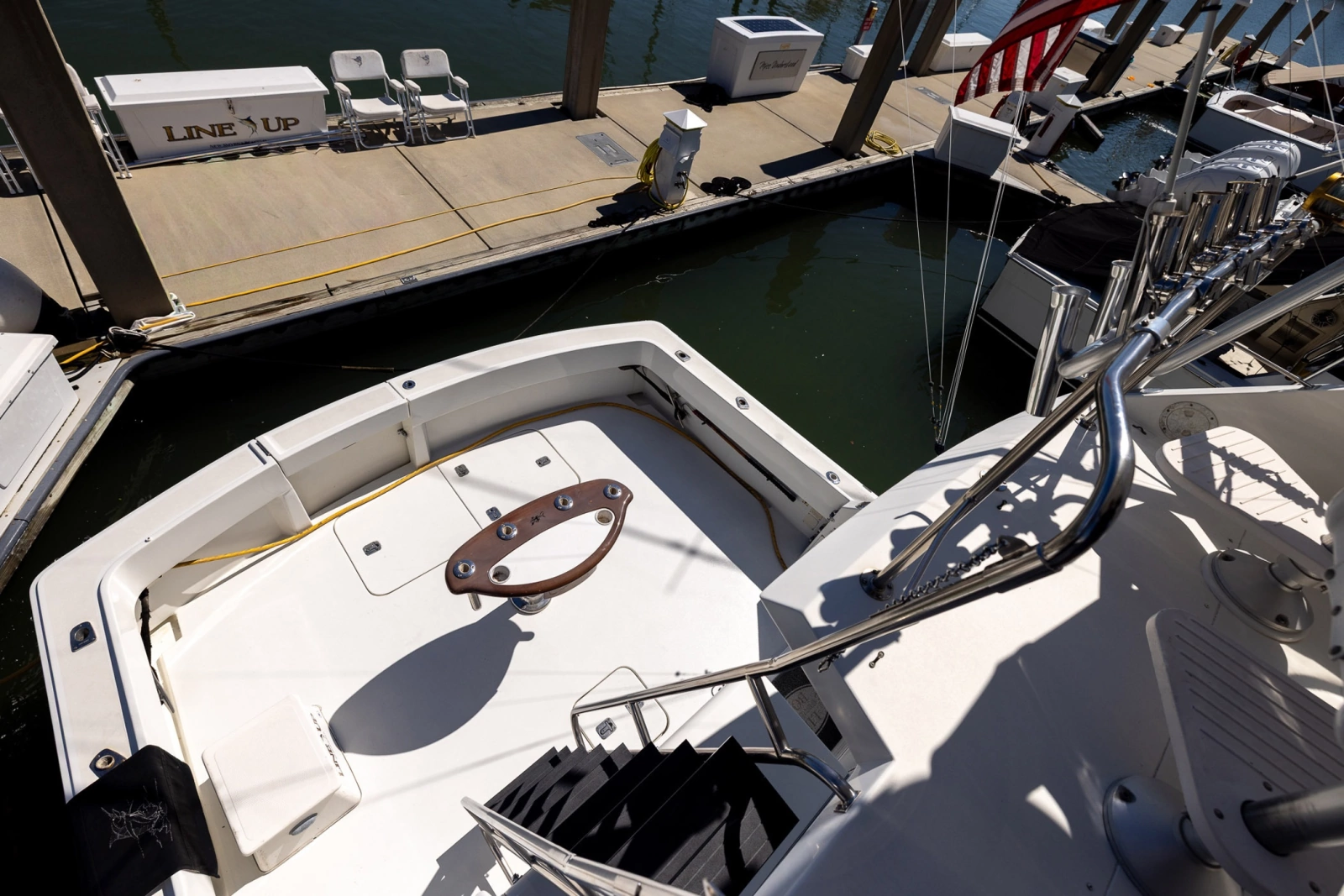 1995 Hatteras 43 Convertible