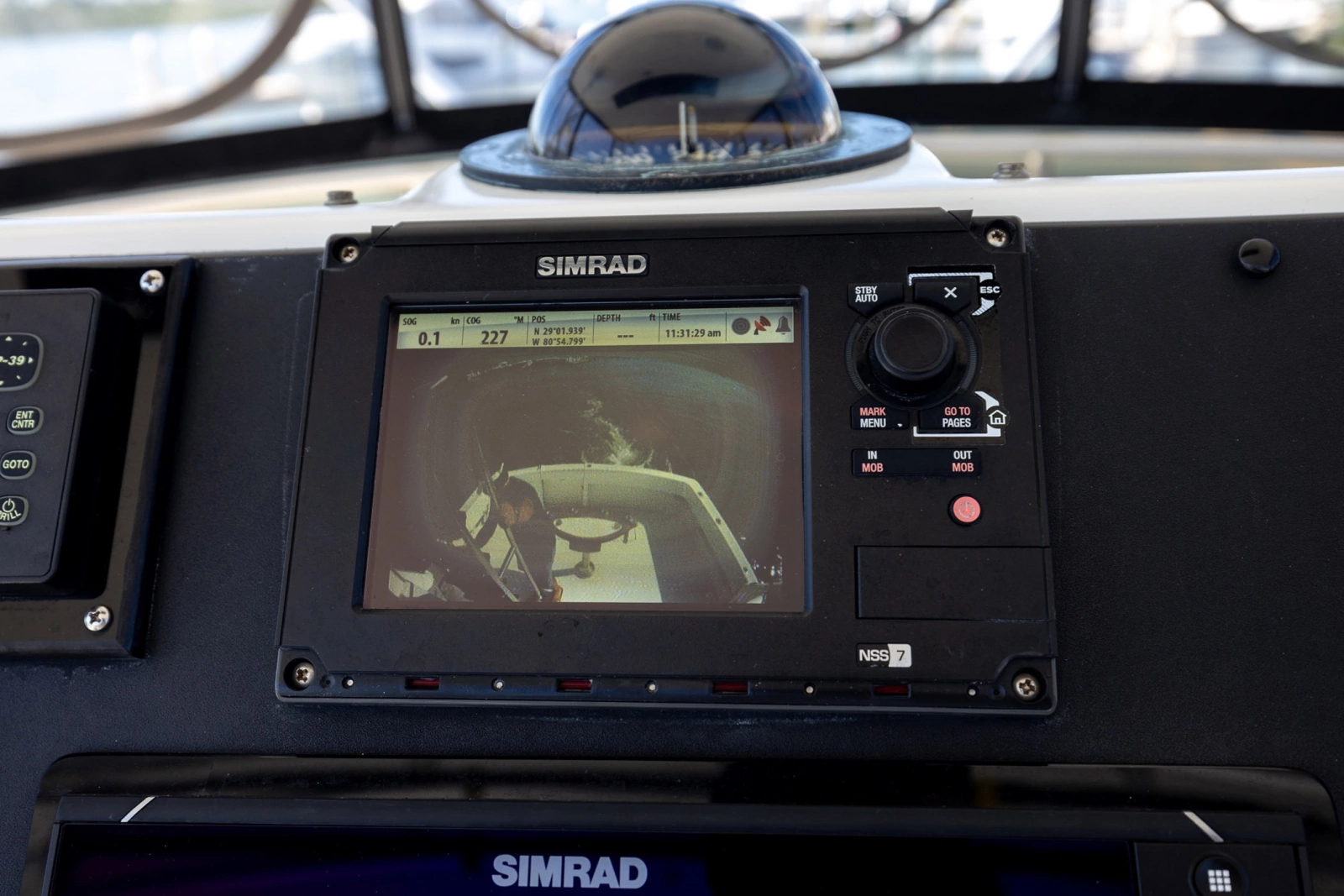 1995 Hatteras 43 Convertible